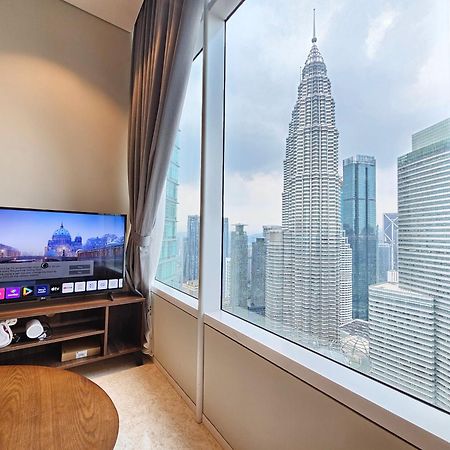 Sky Suites Klcc By Staylar Kuala Lumpur Exterior photo