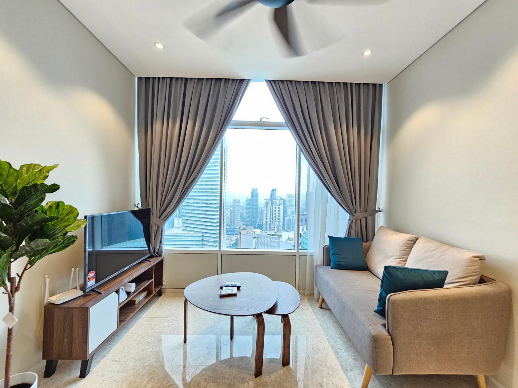Sky Suites Klcc By Staylar Kuala Lumpur Exterior photo